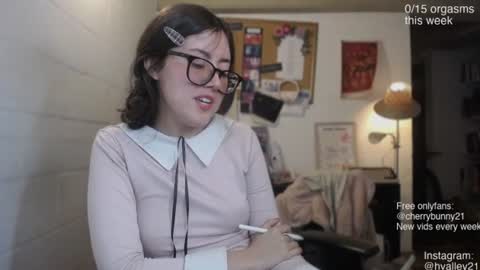 Sarah Prez online show from July 14, 2:05 am