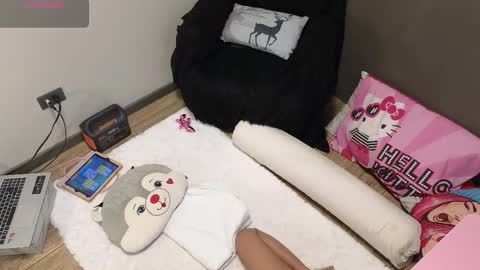 Cherry online show from February 19, 2:12 am