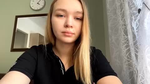 Lei online show from December 21, 9:05 am