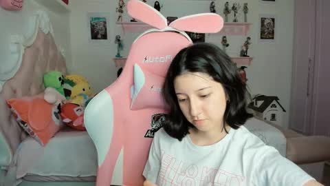 cherrycute666 online show from March 5, 4:54 am