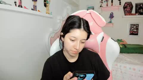 cherrycute666 online show from June 27, 7:03 am