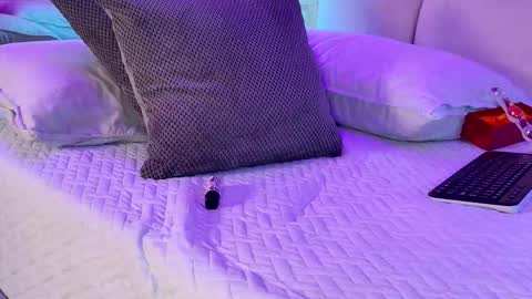 cheryl_sm online show from March 27, 3:56 am