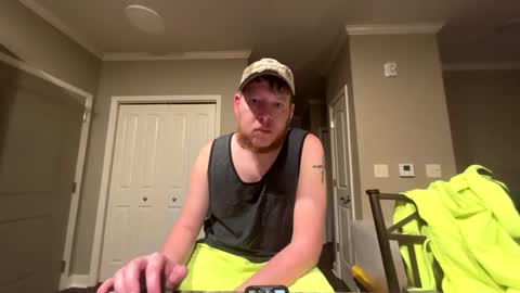 chevycamaro1978 online show from February 12, 3:07 am