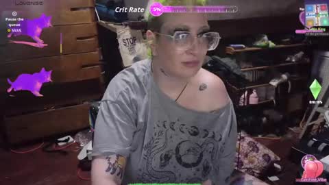 CurvySiren online show from August 4, 2:40 am