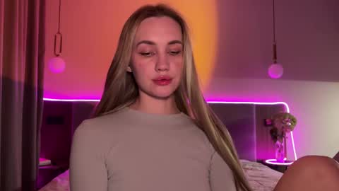 Goddess Vika - owner of all ur money online show from November 10, 3:59 pm