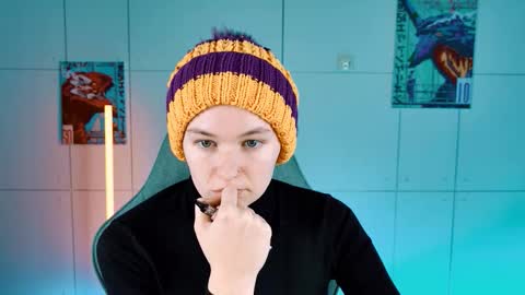 Bella online show from December 2, 9:07 am