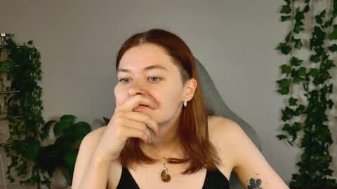 Bella online show from April 2, 9:27 am