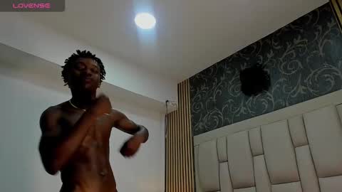 chimi88 online show from March 1, 2:55 pm