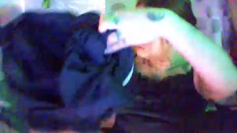 chinny_fuckdoll online show from March 2, 7:26 am