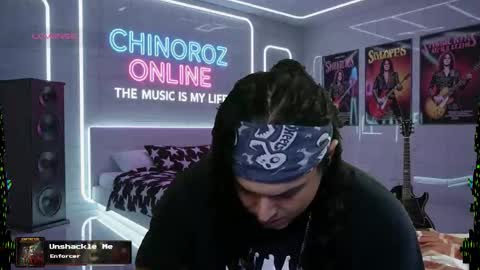 Snapshot of chinoroz chatting on October 22, 9:34 am Enrique online show from October 22, 9:34 am
