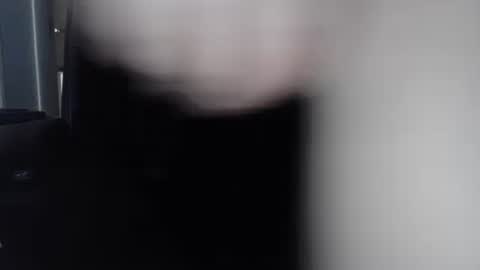 Snapshot of chiphoneman chatting on March 2, 2:21 pm chiphoneman online show from March 2, 2:21 pm