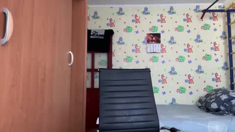 chiraq1945 online show from March 25, 7:37 am