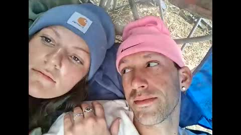 Chlo show online show from November 29, 8:27 pm