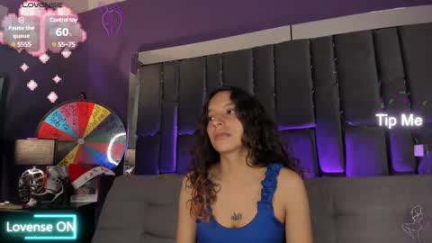 Isabella curly hair - Anastasia short hair  online show from January 13, 5:12 pm