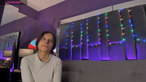 Isabella curly hair - Anastasia short hair  online show from January 11, 5:51 pm