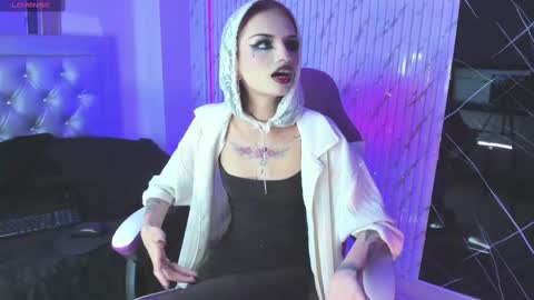 chloe_jacksonn online show from October 21, 10:02 pm