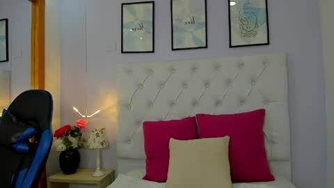 Chloe Rhoades online show from April 29, 10:36 pm