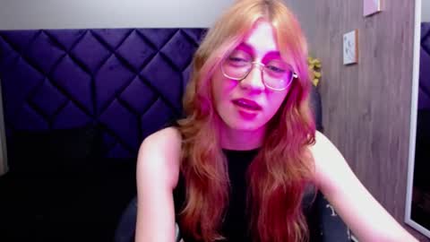 chloecampbell03 online show from October 25, 1:11 pm