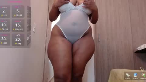 Chloe Larah online show from March 12, 11:20 am