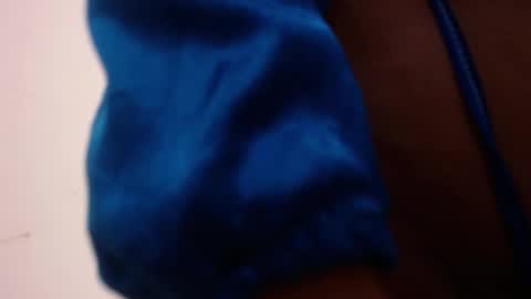 Chloe Larah online show from February 22, 11:13 am