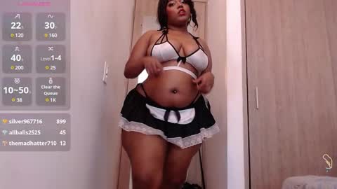 Chloe Larah online show from March 10, 8:01 pm