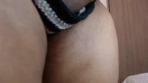 Chloe Larah online show from February 25, 8:42 pm