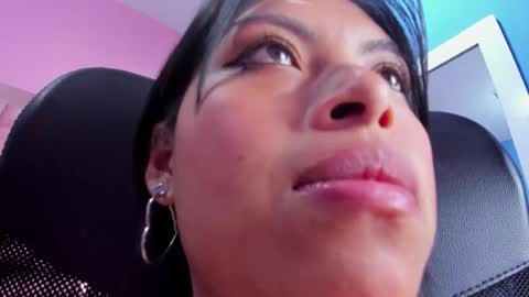 ChloeSignup For Free  Join my Fan Club online show from February 25, 5:52 am