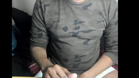 Snapshot of chocdude2877 chatting on January 7, 5:12 am Choc online show from January 7, 5:12 am