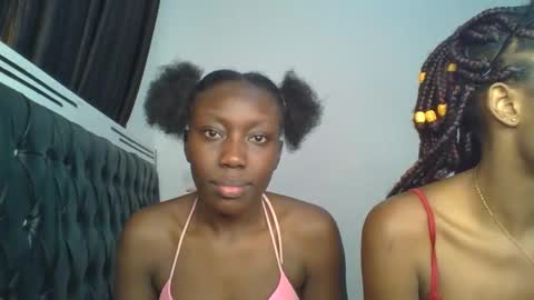 chocobear22 online show from November 18, 9:29 pm