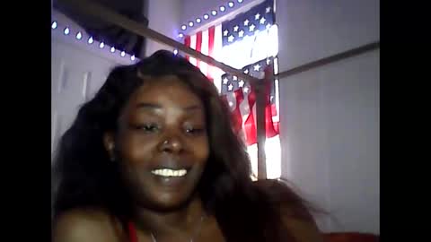 chocolatedrop_ online show from April 19, 11:44 am