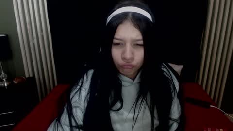  Laura  online show from January 20, 2:14 pm