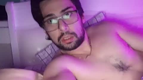 Snapshot of chokeandspit521629 chatting on February 8, 2:27 pm chokeandspit online show from February 8, 2:27 pm