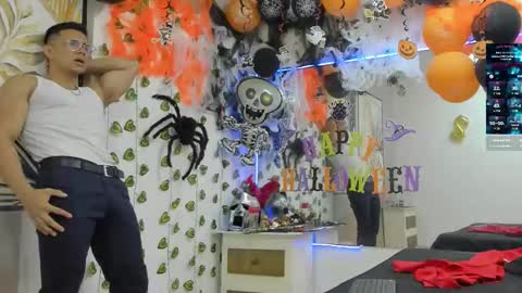 Chorey Thaylor online show from October 12, 4:32 pm