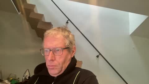 choupipat1 online show from December 5, 9:19 am