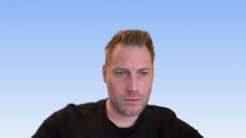 Chris online show from January 3, 9:25 am