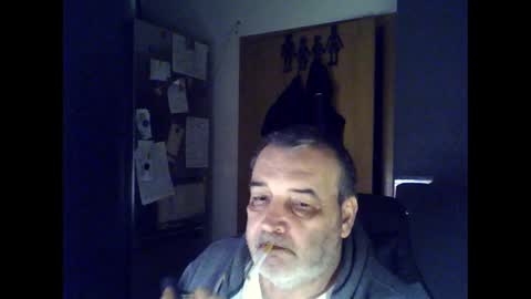 Chris online show from December 22, 1:34 am