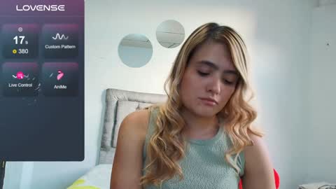 Snapshot of chris_sharon2023 chatting on January 14, 10:23 pm Yarixa online show from January 14, 10:23 pm