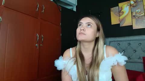 Snapshot of chris_sharon2023 chatting on September 11, 1:51 am Yarixa online show from September 11, 1:51 am