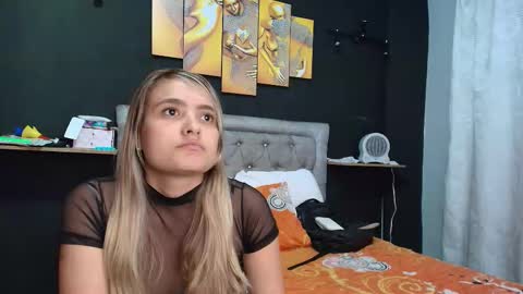 Snapshot of chris_sharon2023 chatting on October 24, 1:39 am Yarixa online show from October 24, 1:39 am