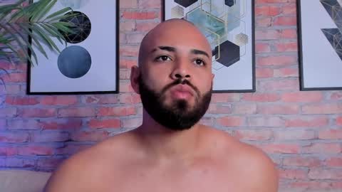 Chris Varden online show from April 10, 8:24 pm