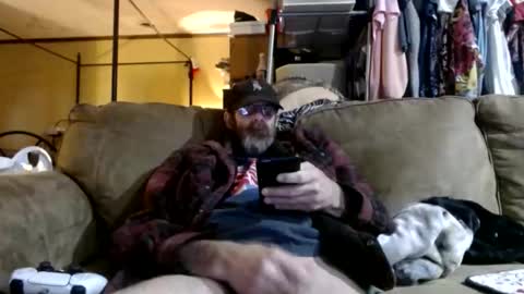 chrisintn online show from March 29, 4:47 am