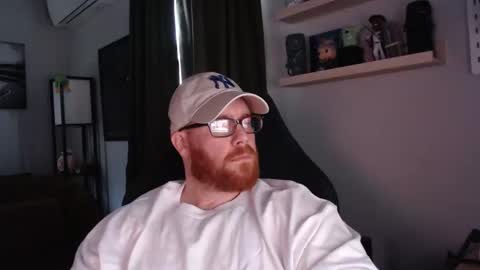chrismg89 online show from September 24, 5:09 pm