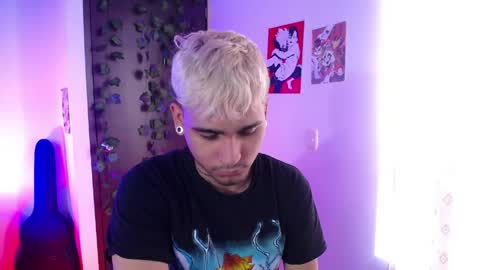 Christian Wang online show from March 20, 4:56 pm