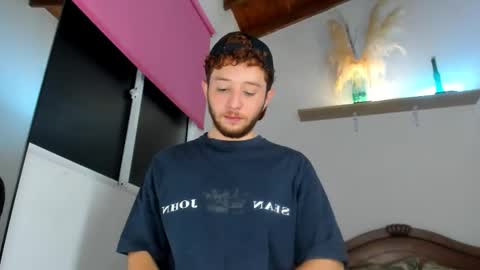 Snapshot of chrisstianford chatting on October 16, 6:35 am Hi dont forguet to follow me    online show from October 16, 6:35 am