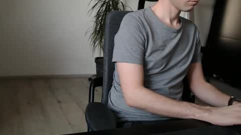 christianblck online show from December 15, 9:05 am