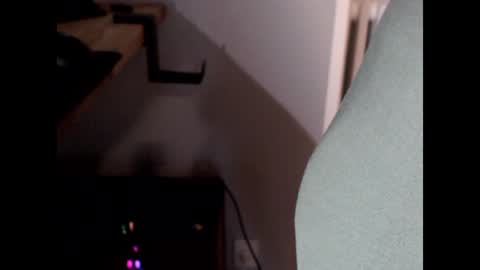 Chris online show from January 19, 8:18 am