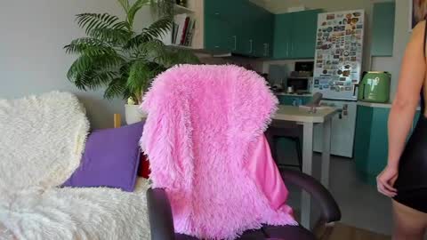 Chris online show from March 30, 8:25 am