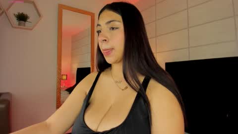 Christine  online show from October 15, 12:17 pm