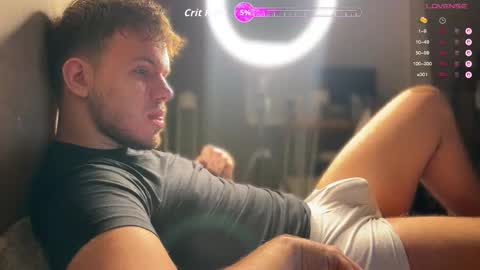 Christopher online show from December 21, 9:32 pm