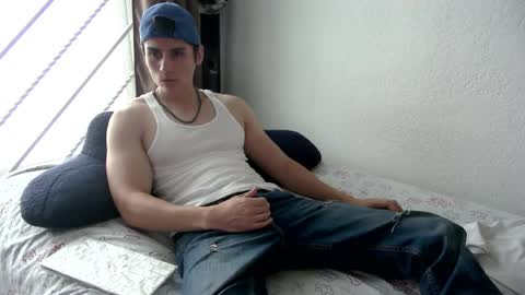 Chrixtopherobin online show from April 2, 9:22 pm